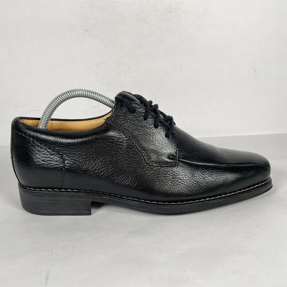 Sandro Moscoloni Belmont Mens Size 8 D Black Pebbled Leather Bicycle Toe Shoes